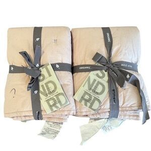 NIP West Elm Pale Light Pink Pleated Grid Organic Cotton Standard Pillow Shams